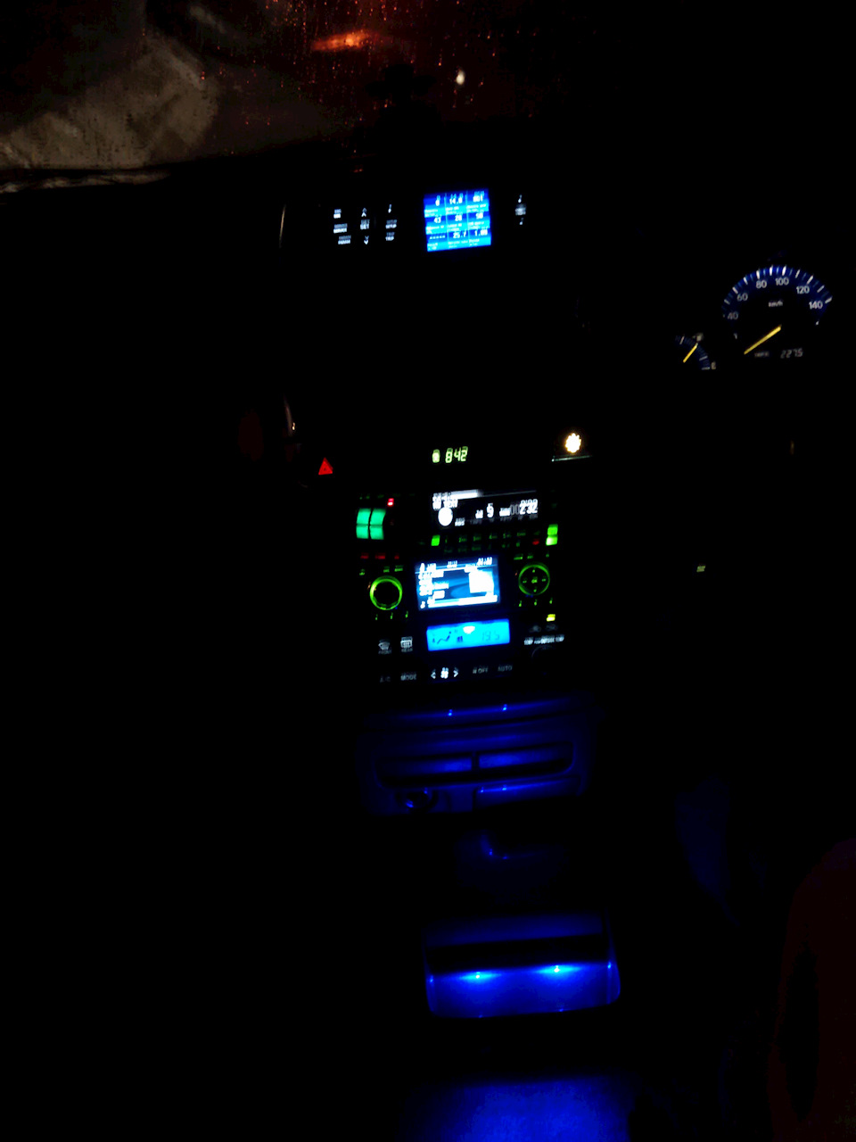 Фото в бортжурнале Toyota Ipsum (10)