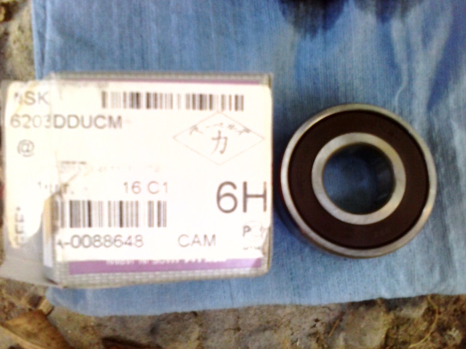 Nsk 6203DDUCM Подшипник генератора — Mazda 626 IV (GE). Запчасти на фото: 6203DDUCM