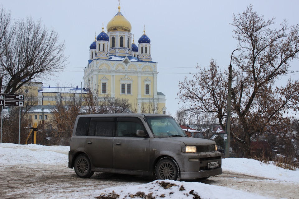 Так же в городе очень много храмов – всё таки много раньше уделялось внимания Вере! — Toyota bB (1G)