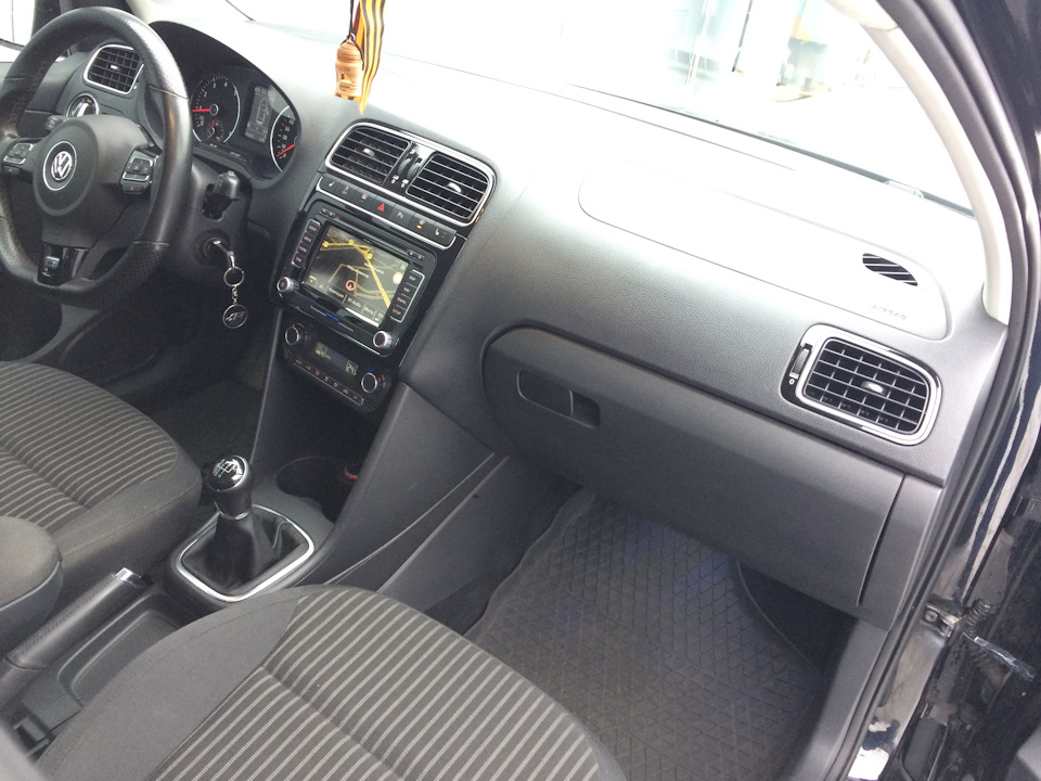 После — Volkswagen Polo Sedan