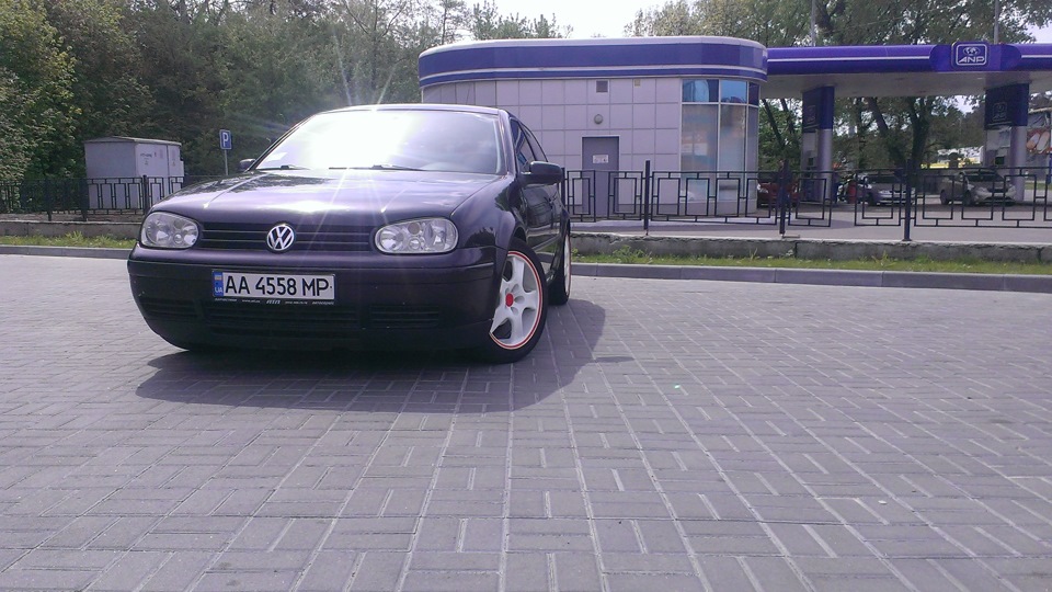 Volkswagen Golf растем до GTI