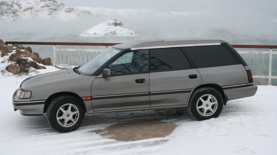 Subaru Legacy Gray Wagon
