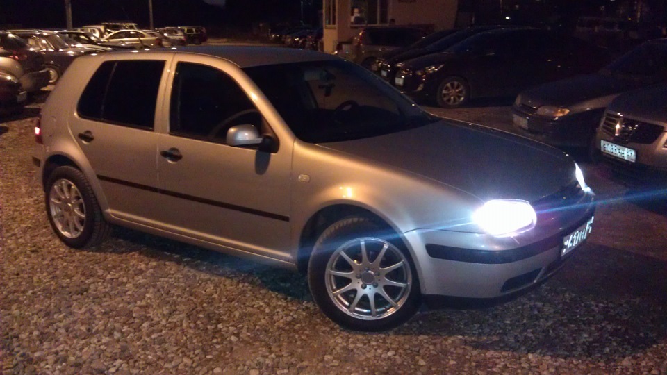 Volkswagen Golf 1.6 auto