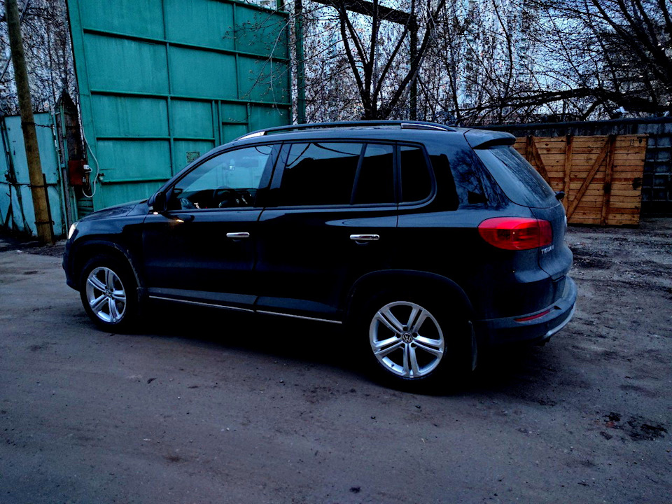 Фото в бортжурнале Volkswagen Tiguan (1G)