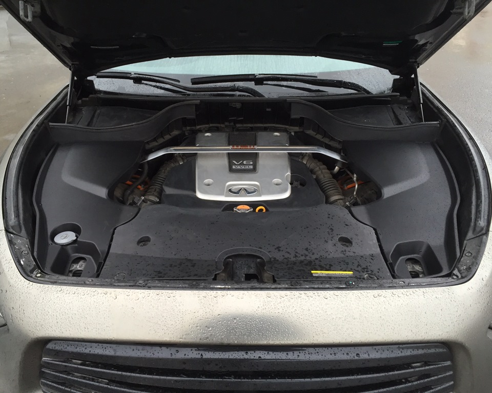 Фото в бортжурнале Infiniti FX (2G)