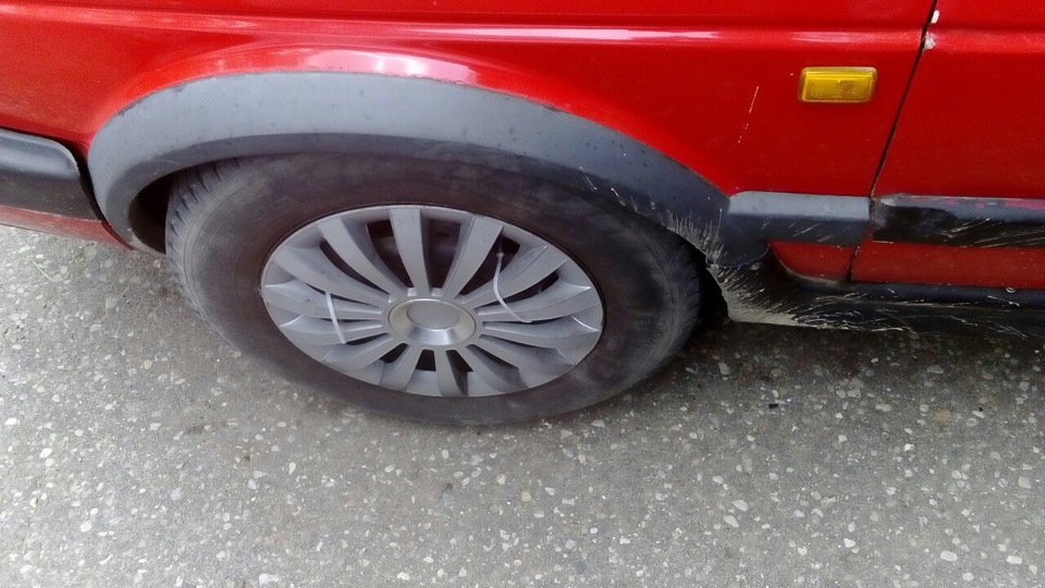 Левый серп. — Volkswagen Jetta II