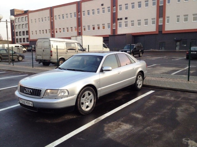 Фото в бортжурнале Audi A8 (D2)