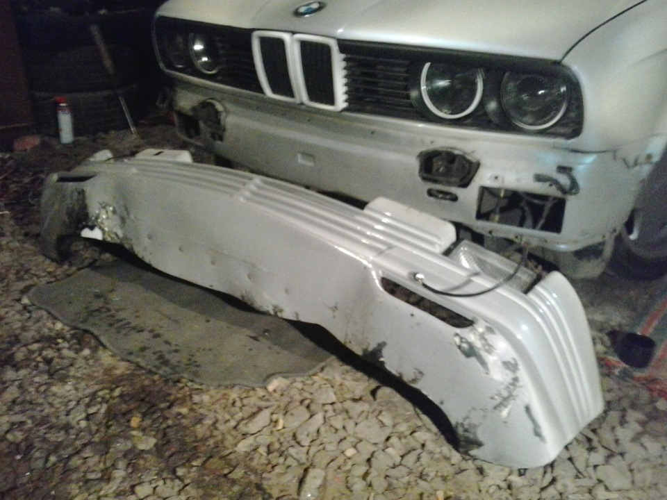 Фото в бортжурнале BMW 3 series (E30)