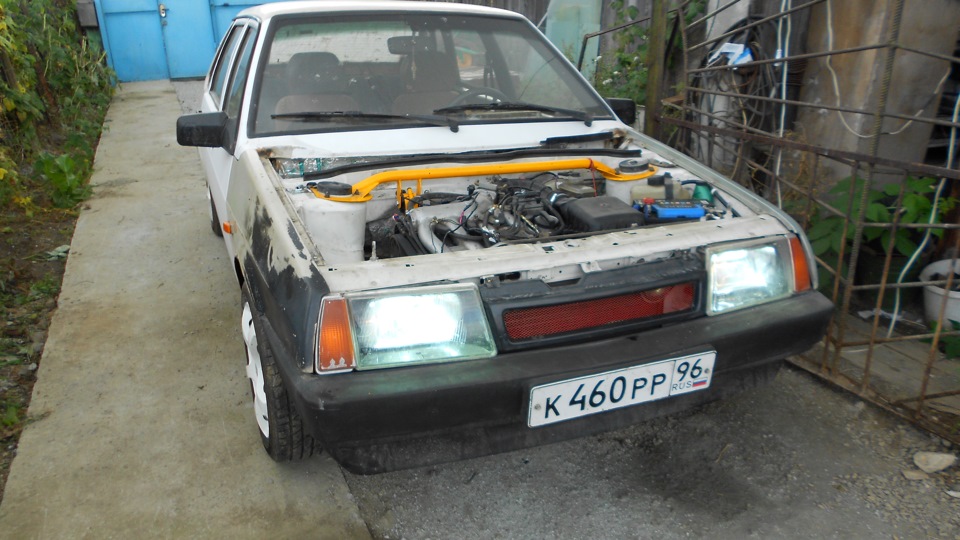 Lada 21099 GLX 16v