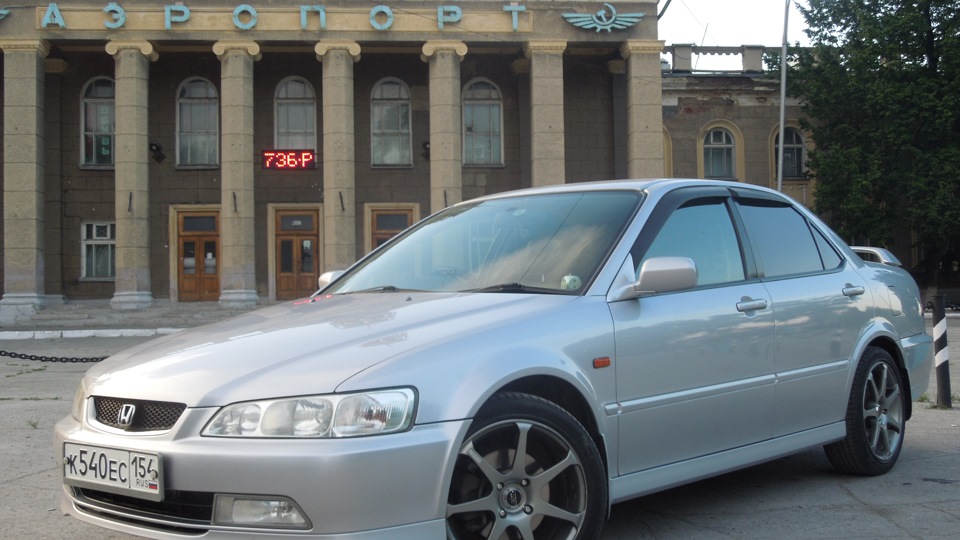 Honda Accord 2.0 VTS leather package
