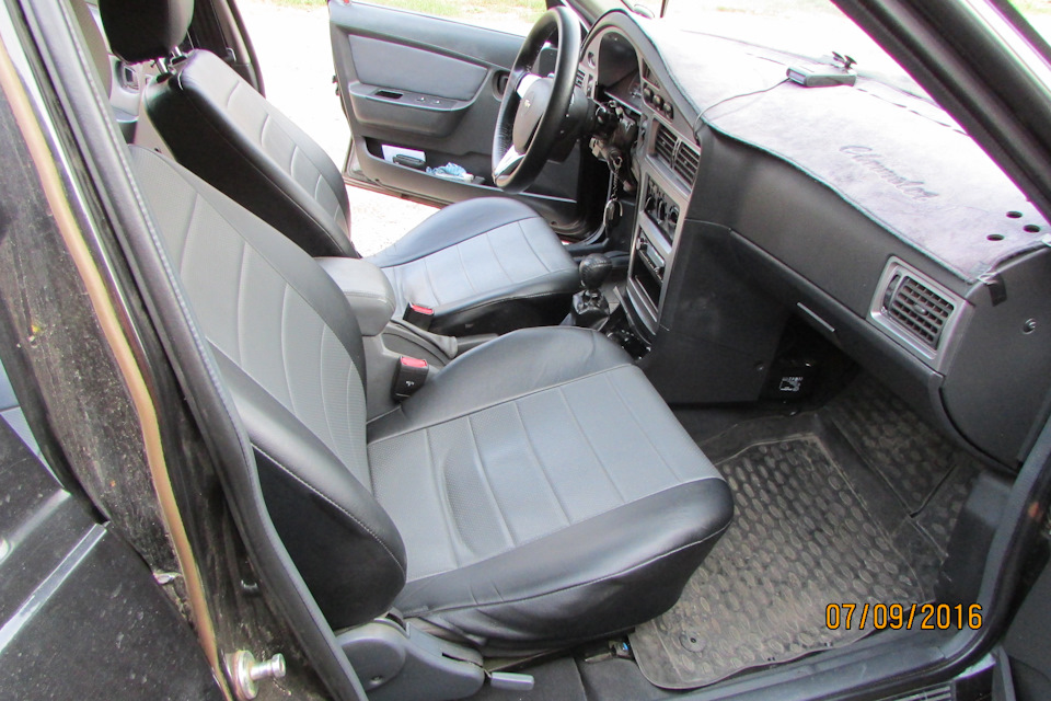 Собрал.Вид салона спереди. — Daewoo Nexia (N150)