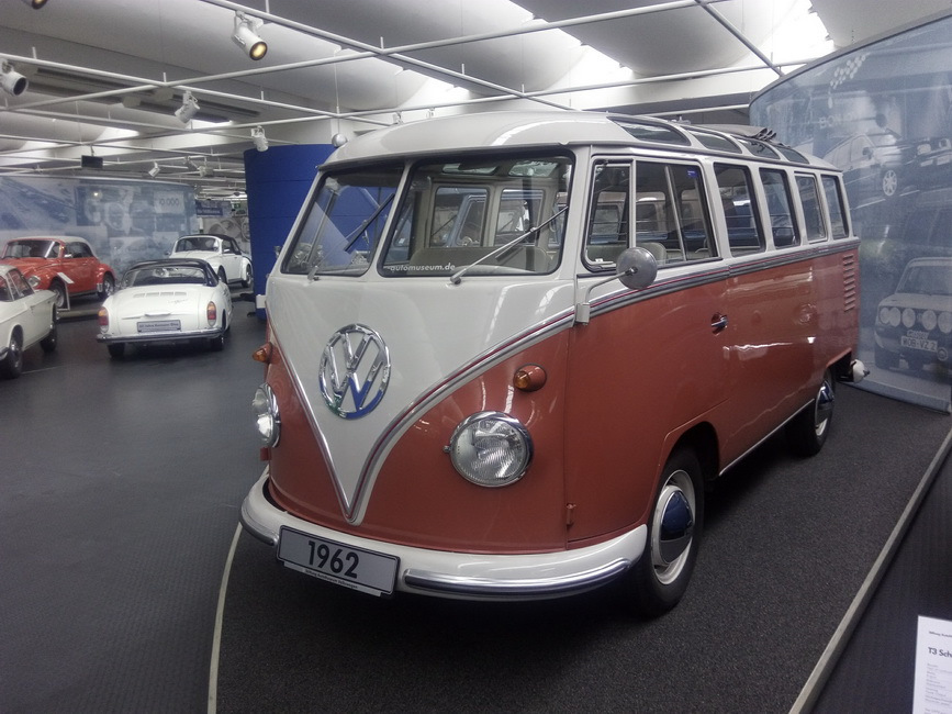 Фото 2. Бусы бывают разные. Но отношение ко всем одинаковое. Бережное! — Volkswagen Transporter T3