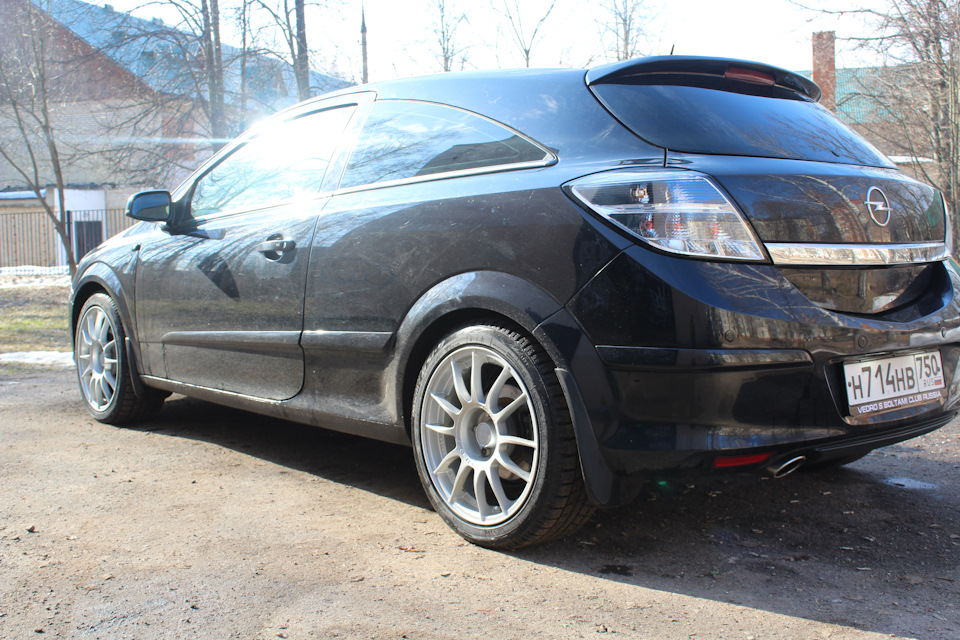 Фото в бортжурнале Opel Astra H GTC