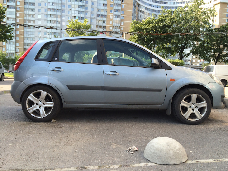 Фото в бортжурнале Ford Fiesta (Mk V)