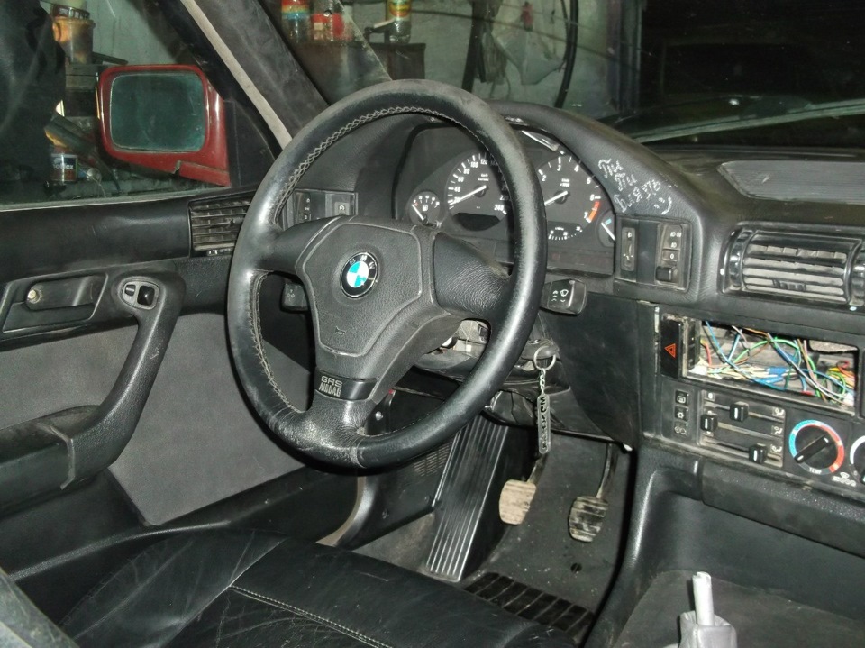 Фото в бортжурнале BMW 5 series (E34)