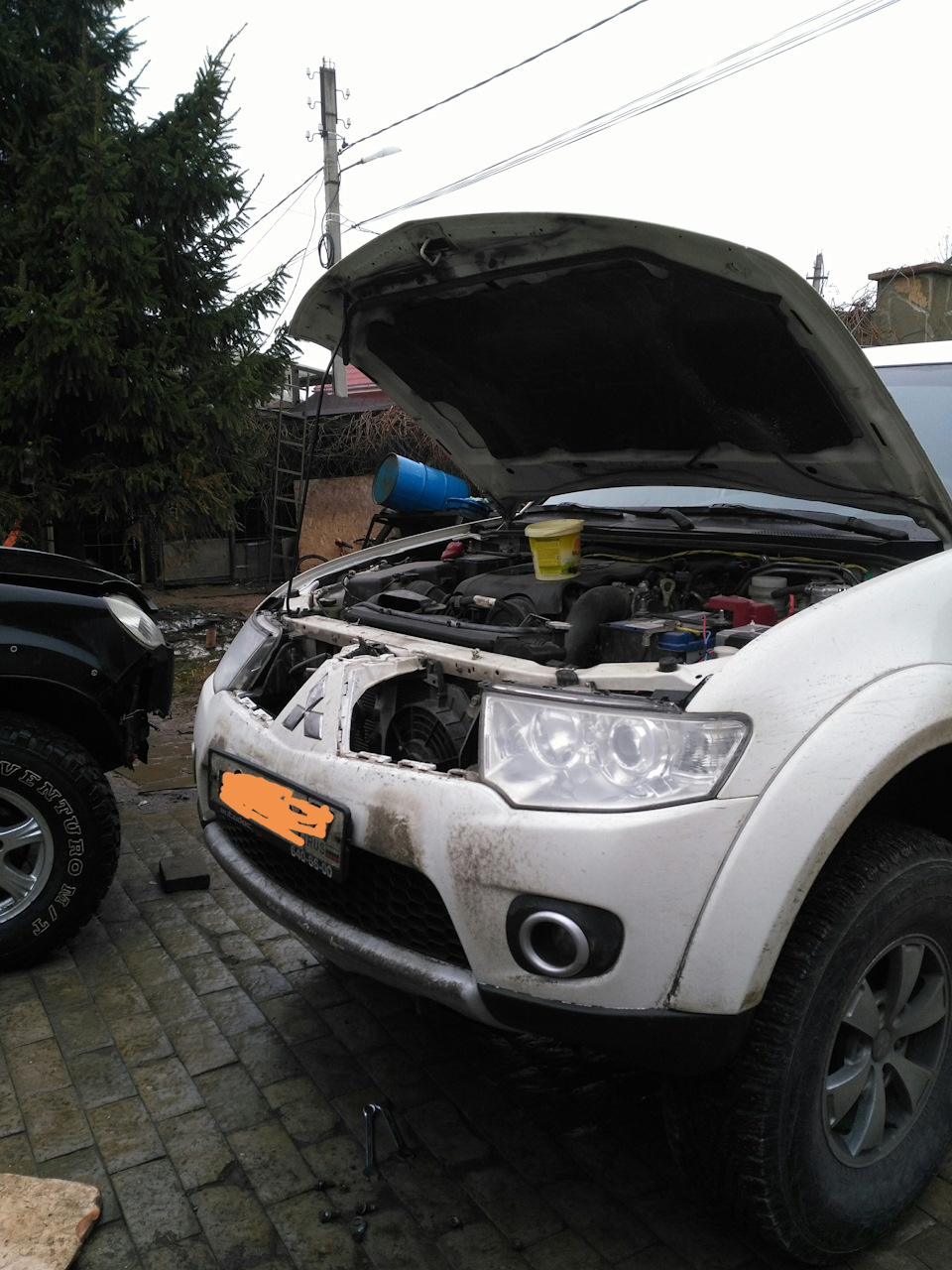 Потихоньку разбираем передок 1 — Mitsubishi Pajero Sport (2G)