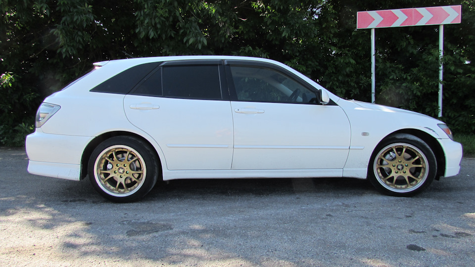Toyota Altezza アルテッツァジータ PERLовый овощ