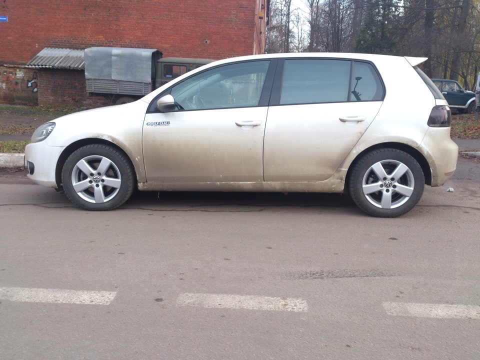 разве не Джип? печальное зрелище, и так до весны((( — Volkswagen Golf Mk6