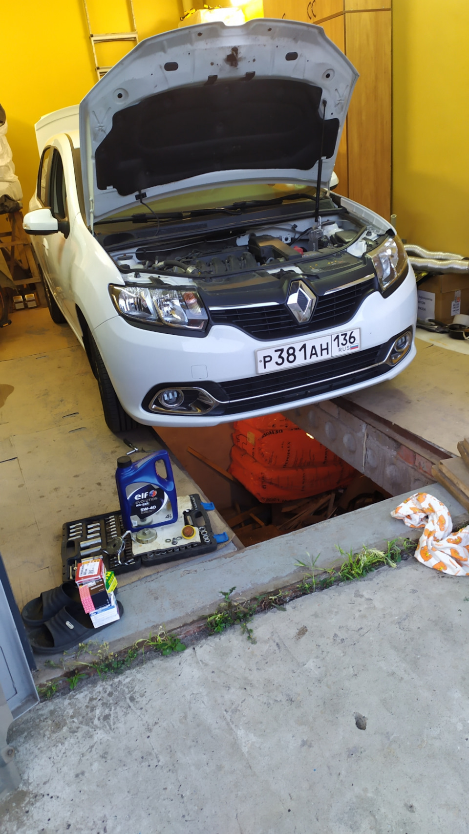 Фото в бортжурнале Renault Logan (2G)