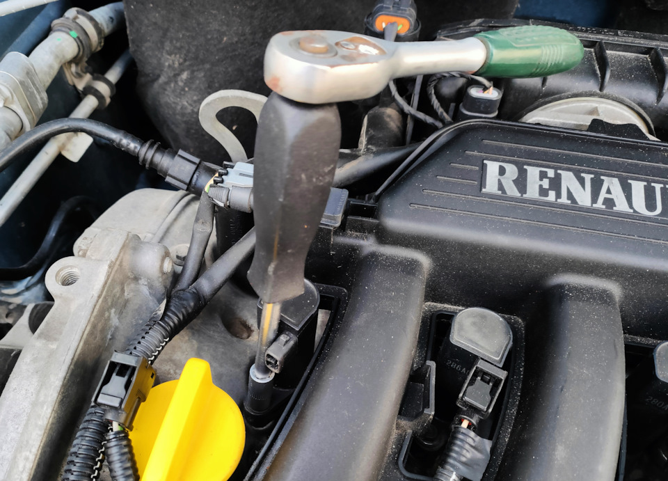 Фото в бортжурнале Renault Logan (1G)