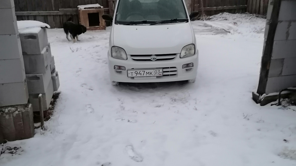 Subaru Pleo Car