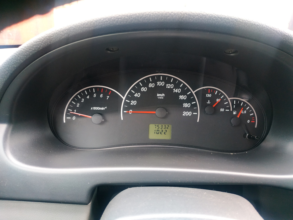 Фото в бортжурнале Lada Приора хэтчбек
