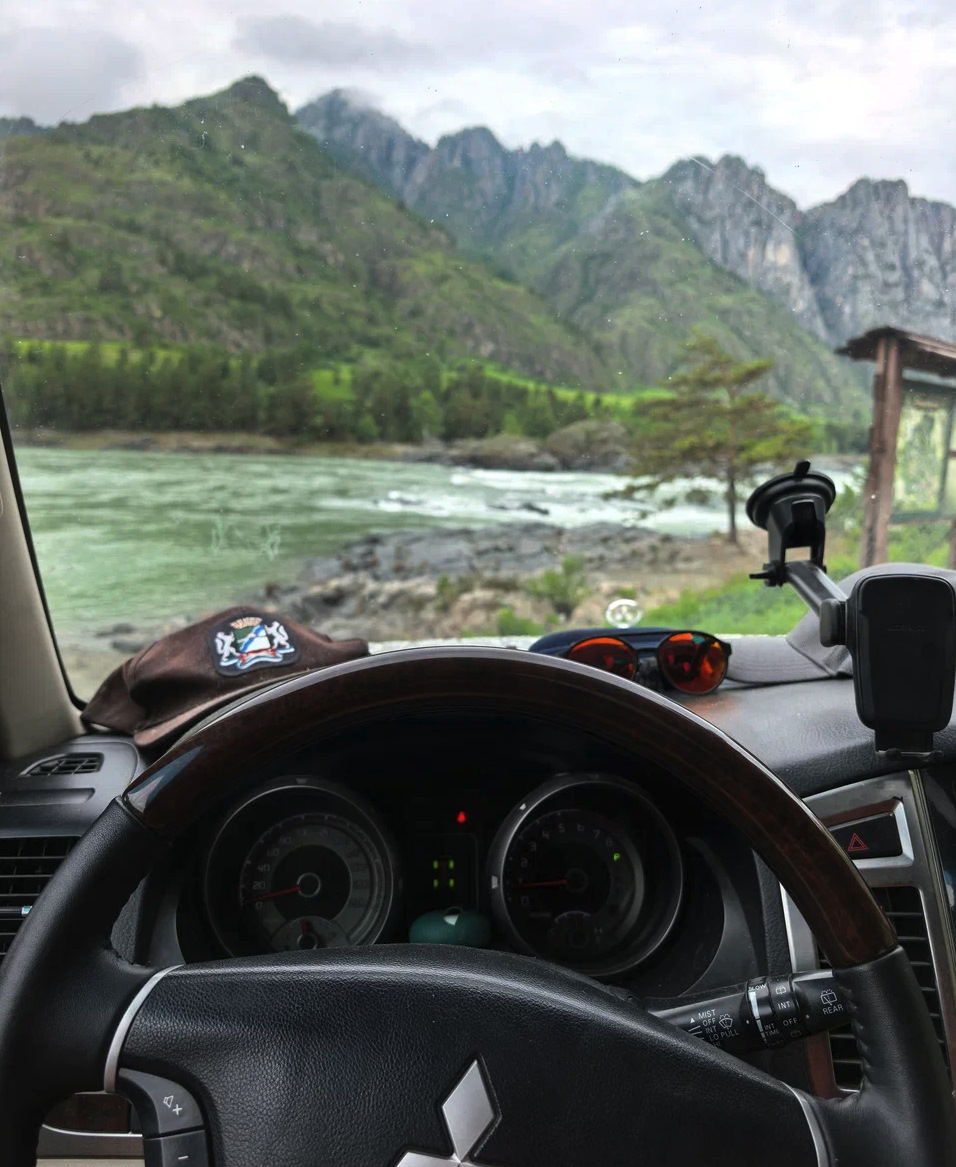 На КДПВ Еландинский порог и теперь там есть 4G! — Mitsubishi Pajero (4G)