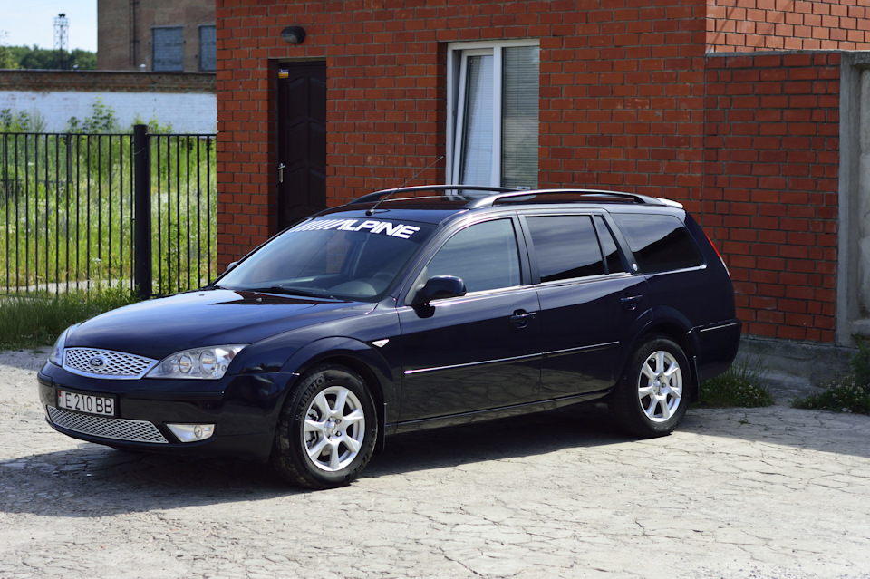 Красоточка после процедур — Ford Mondeo III