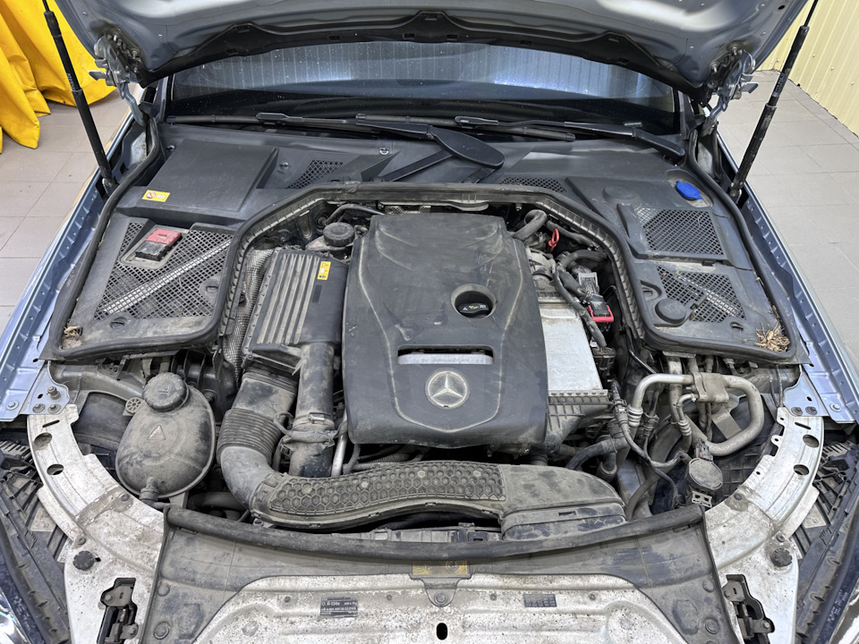 Фото в бортжурнале Mercedes-Benz C-Class (W205)