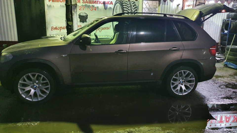 Photo from the logbook BMW X5 (E70)