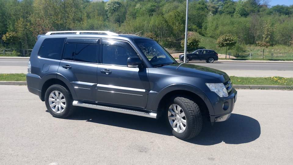 Mitsubishi Pajero 3.2 DiD §Бегемот§