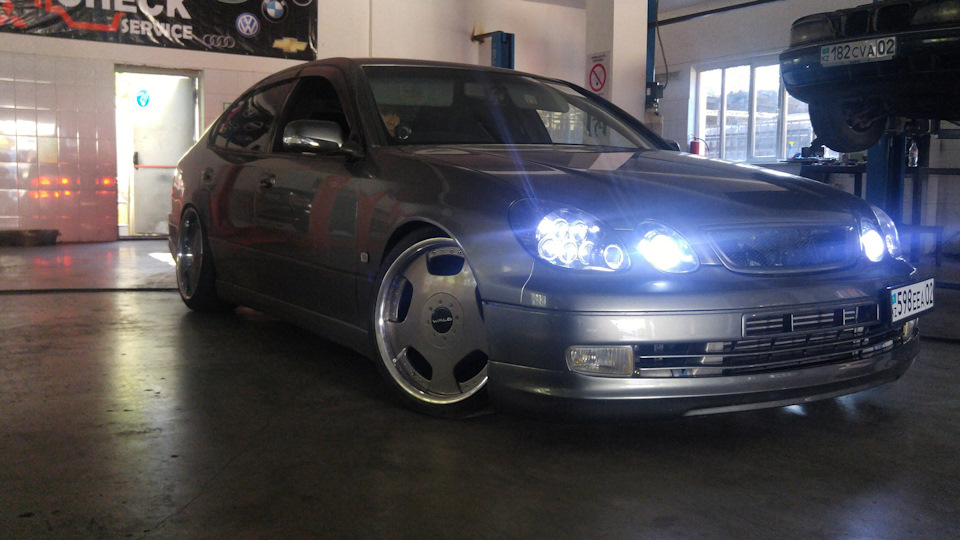 Toyota Aristo V300