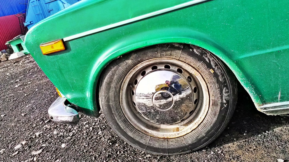 Lada 2103 Ļow