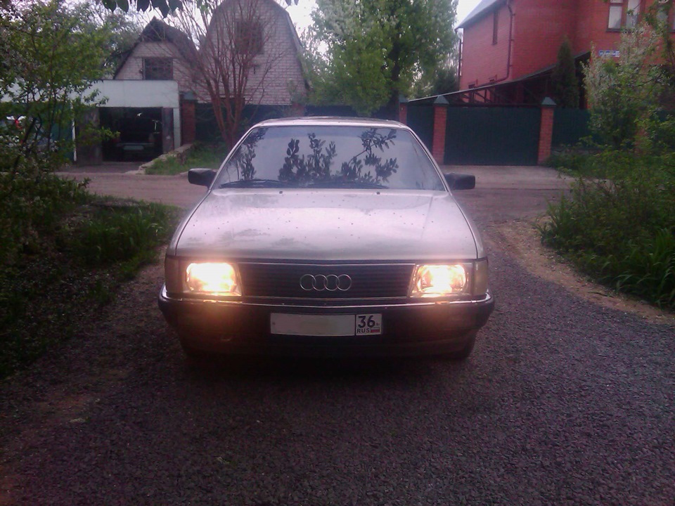 Фото в бортжурнале Audi 100 (C3)