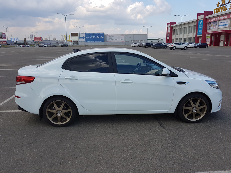 Photo from the logbook KIA Rio (3G). Found on photo: 2974444