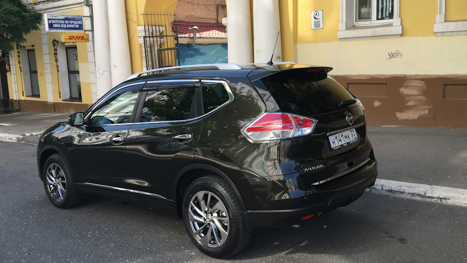 Nissan X-Trail Оливковый