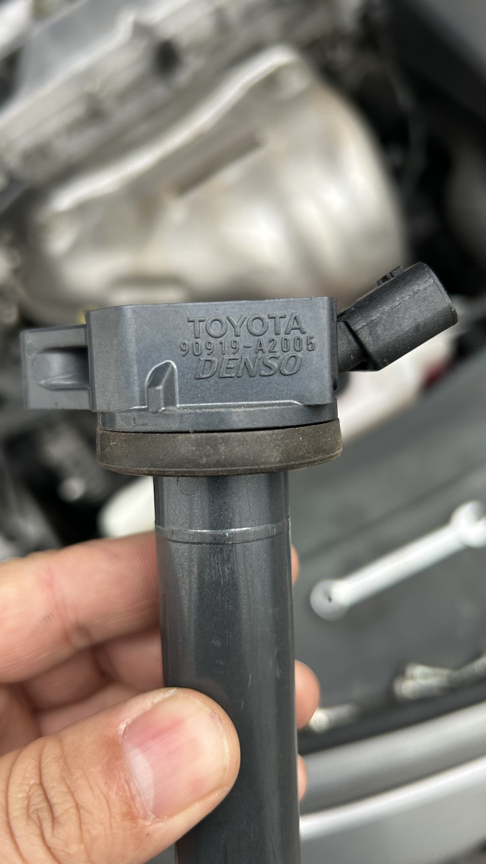 Фото в бортжурнале Toyota Camry (XV50). Запчасти на фото: 90919A2005