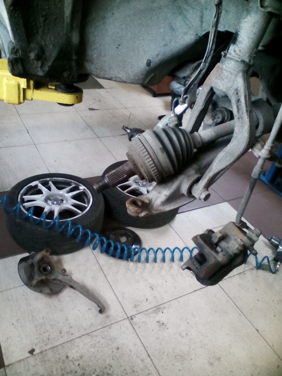 в процессе работы — Honda Civic Hatchback (6G)