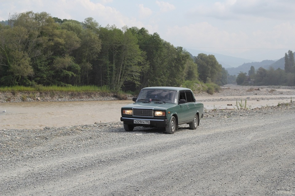 Река Кяласур. — Lada 21074