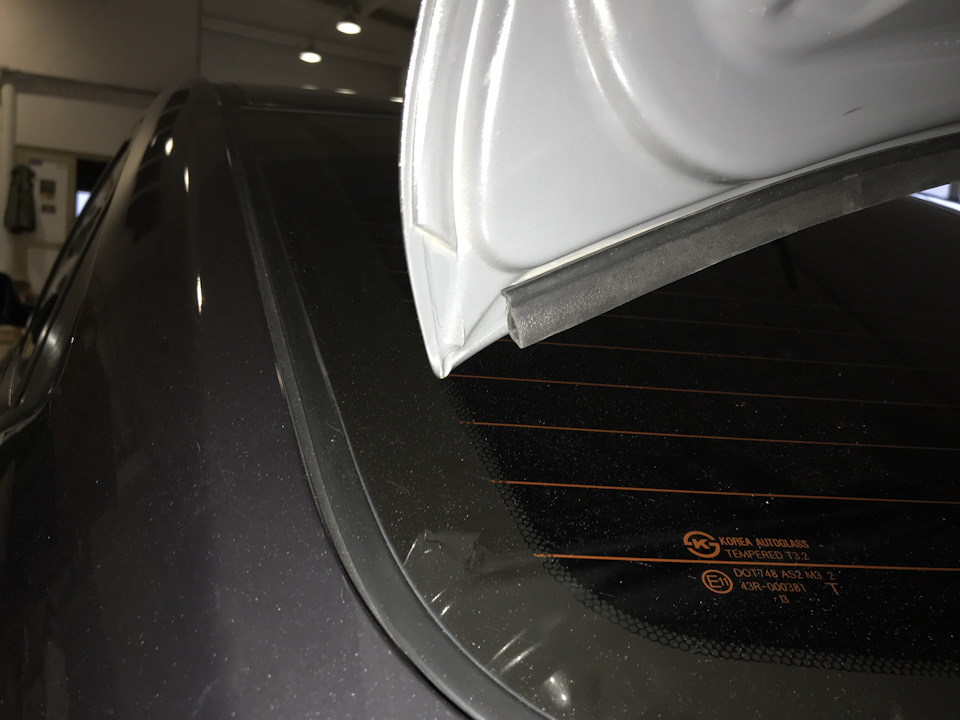 Фото в бортжурнале Hyundai Solaris (1G). Запчасти на фото: 43R000381