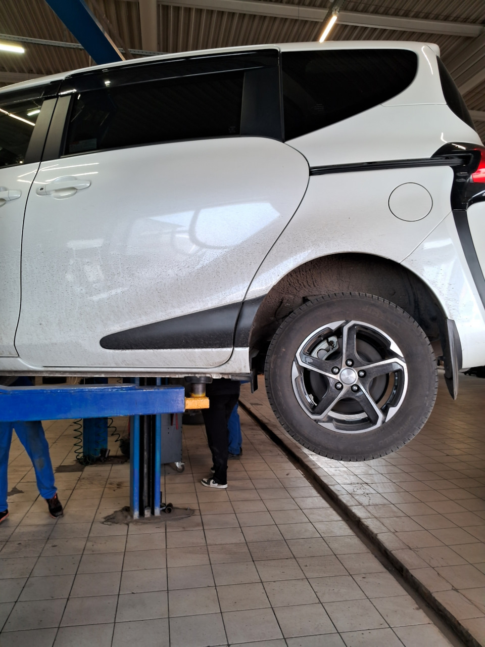 Фото в бортжурнале Toyota Sienta (2G)
