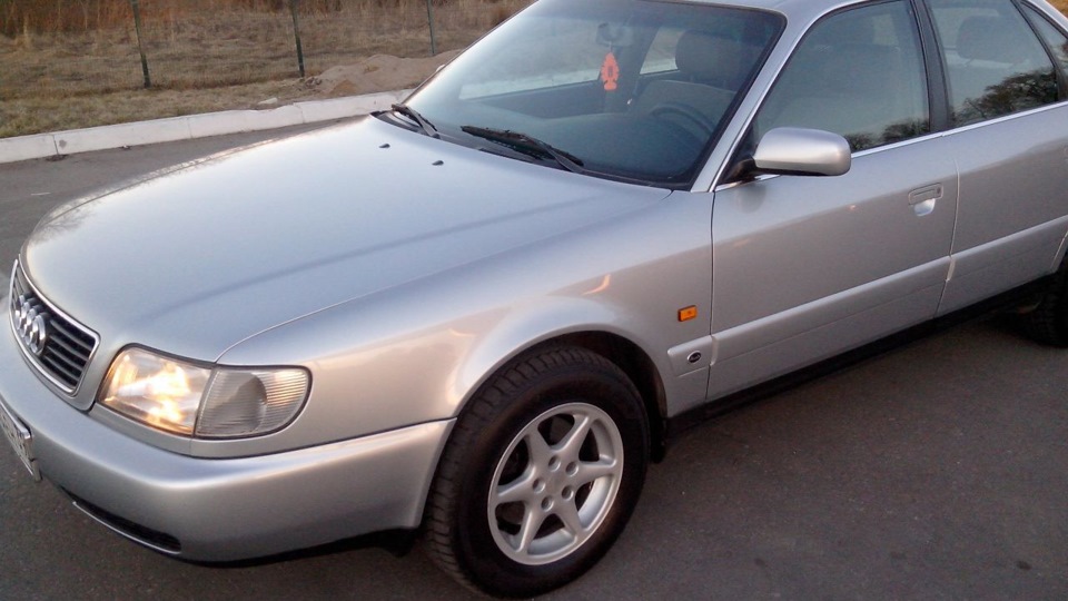Audi A6 V6 Серебро
