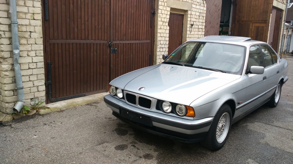 Фото в бортжурнале BMW 5 series (E34)