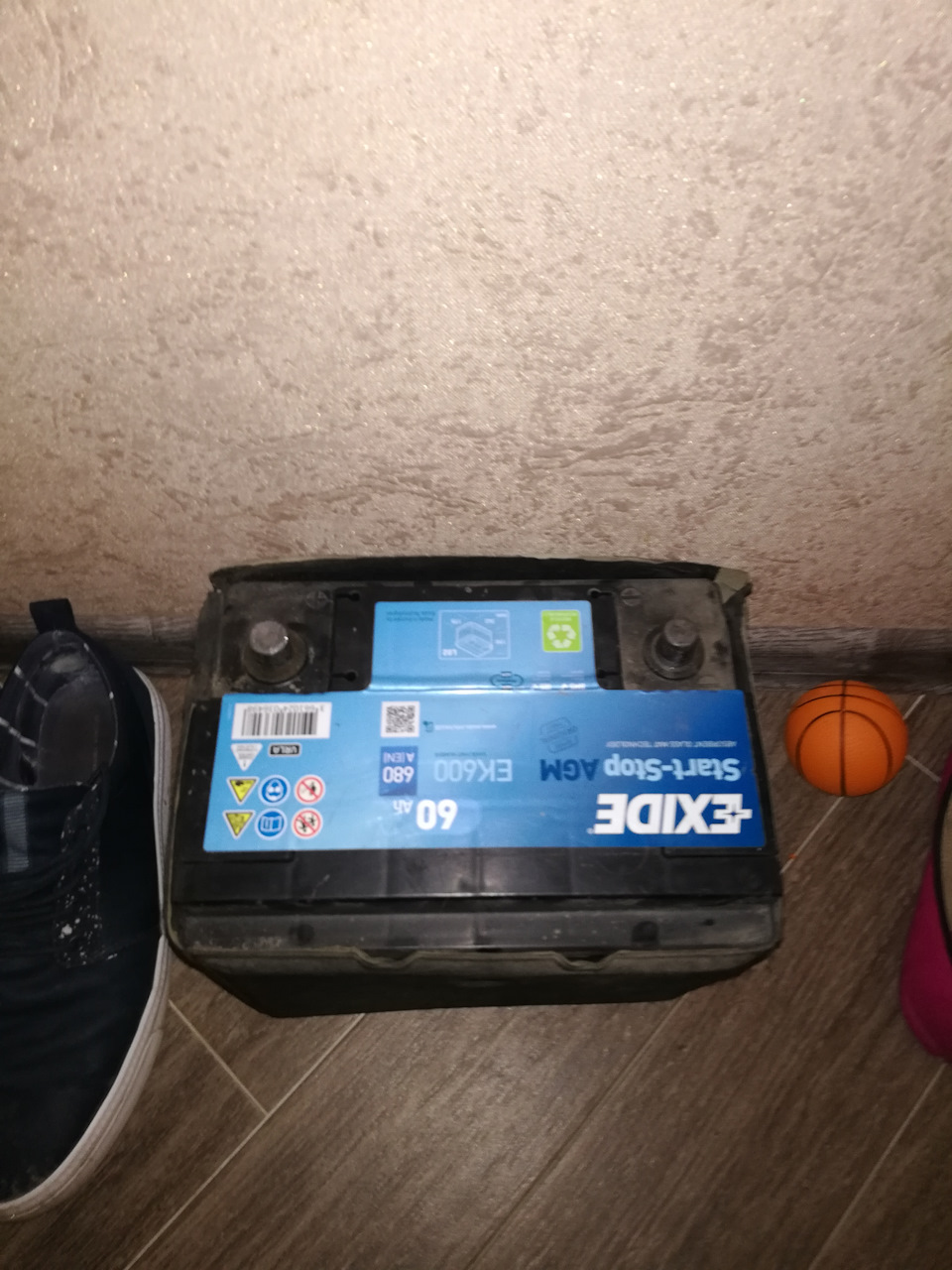 Exide EK600 — KIA Rio (3G). Found on photo: EK600