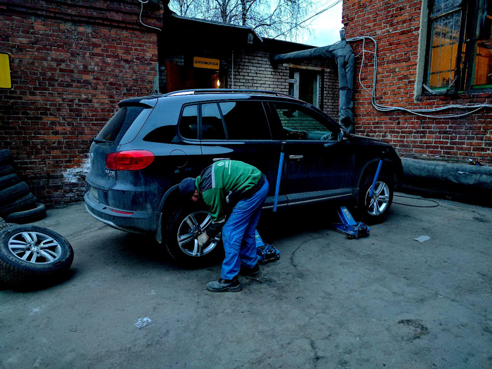 Фото в бортжурнале Volkswagen Tiguan (1G)
