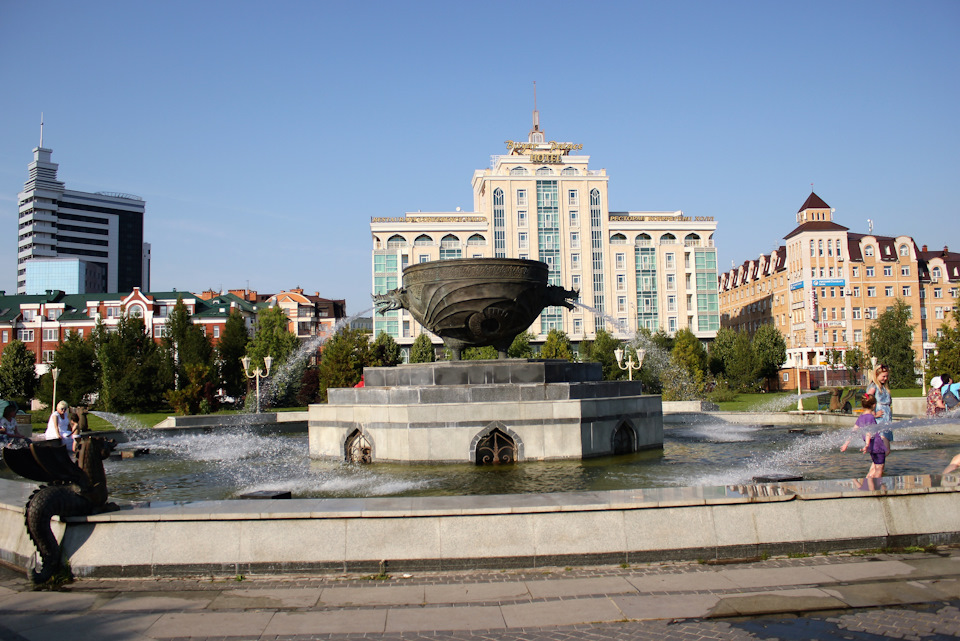 1 — Lada Ларгус
