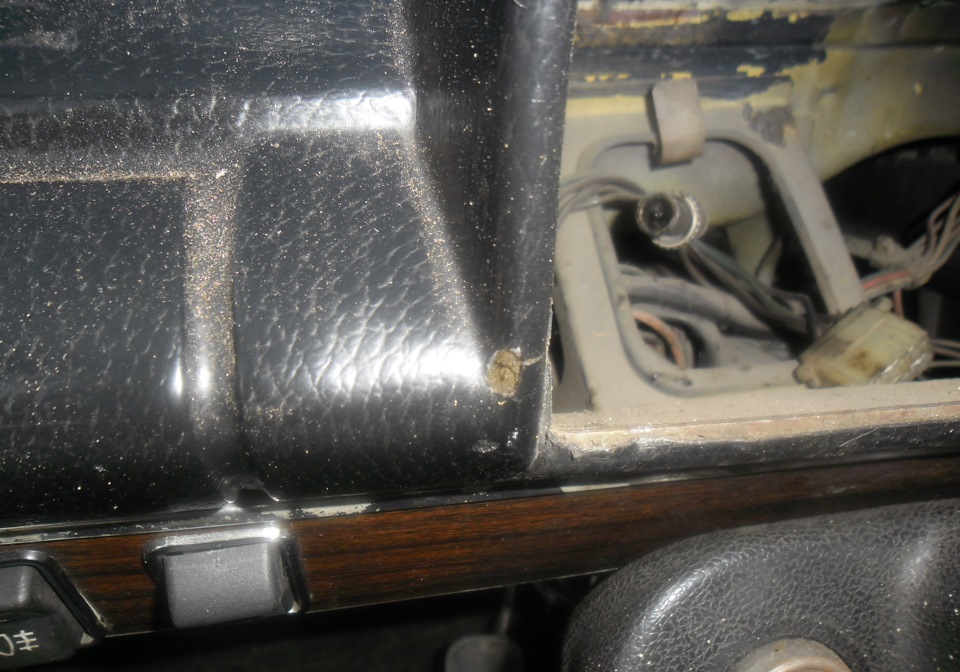 5 — Lada 21013