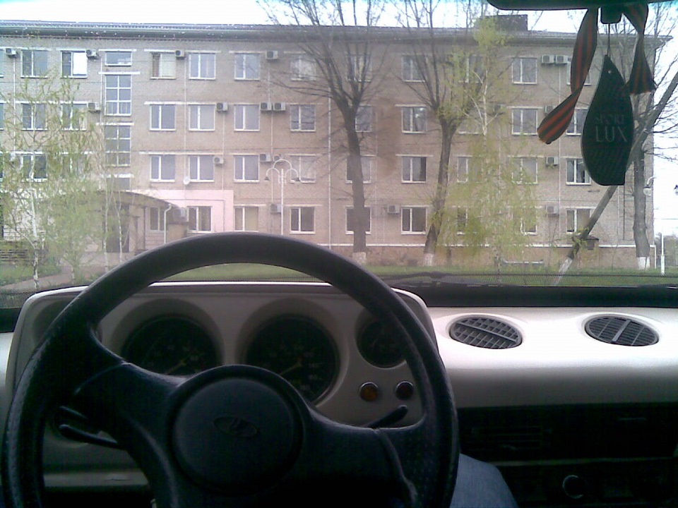 На работе — Lada 4x4 3D