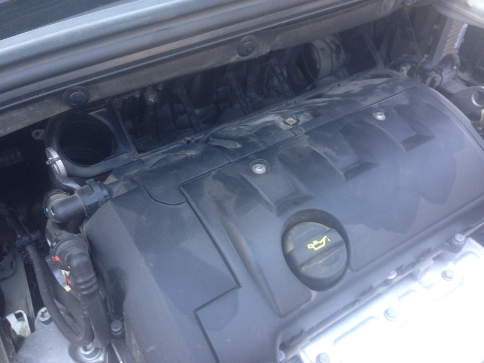 Фото в бортжурнале Peugeot 408 (1G)