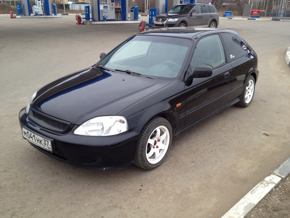 Вот такая теперь:) — Honda Civic Hatchback (6G)